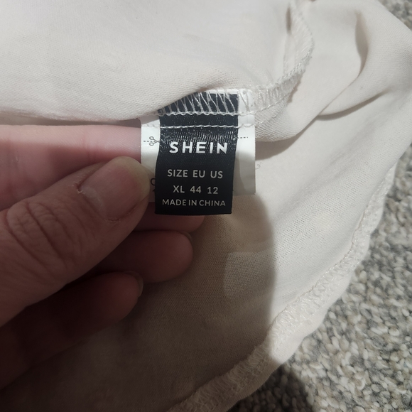 Womens Size XL Blouse Lot Includes 8 Tops Bundle - Picture 6 of 14